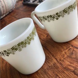 Pyrex Crazy Daisy mugs
